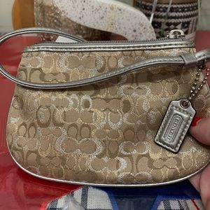 Vintage Coach Signature logo gold metallic lurex wristlet